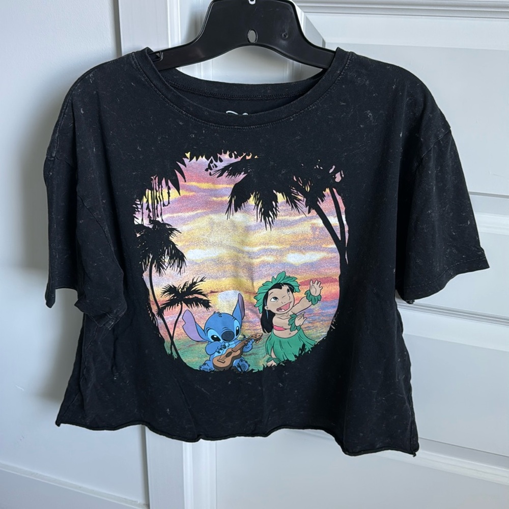 Disney Lilo and Stitch‎ crop tee